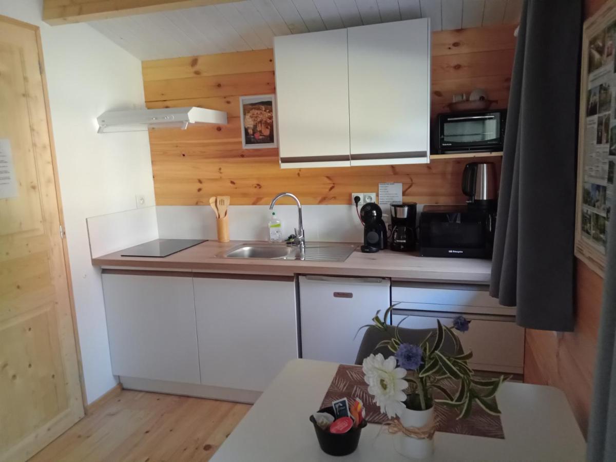 Chalet "Le Petit Olivier" Gites Appart 'Hotel L'Echappee Belle D'Aubenas Logement 2 Sur 3 Exterior photo